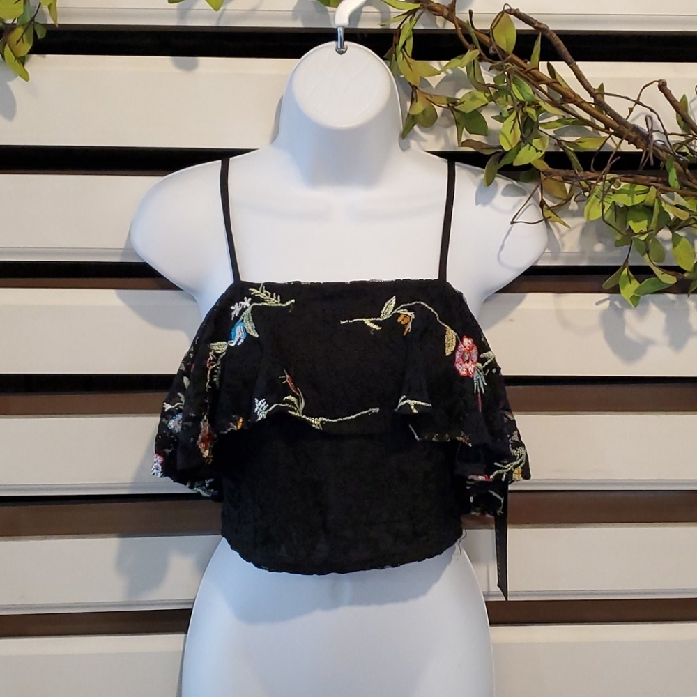 NWT. ELLI WHITE crop. #1252 - Picture 2 of 8